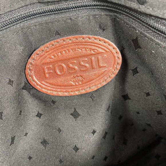 Vintage FOSSIL Crossbody Flap Saddle Bag Black/Brown Leather w/ Key Charm NICE - Picture 11 of 14